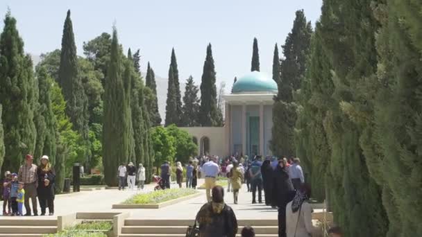 Mausoleum of Saadi poet — Stock Video