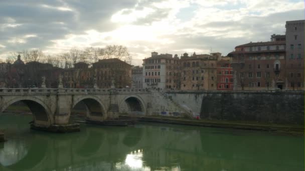 Ponte Vittorio Emanuele II Roma 'da — Stok video