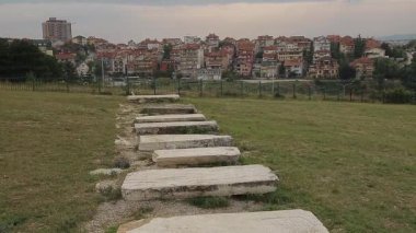 Priştine 'deki eski Yahudi mezarlığı