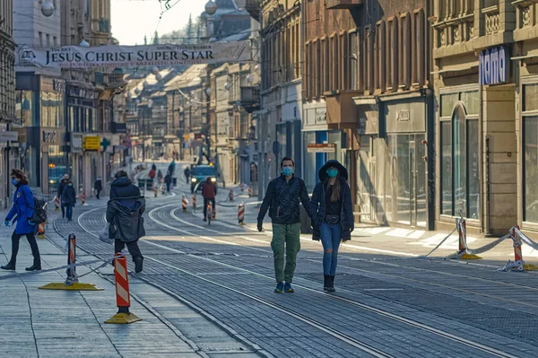 Covid-19 salgını nedeniyle karantina sırasında Zagreb Ilica Caddesi — Stok fotoğraf