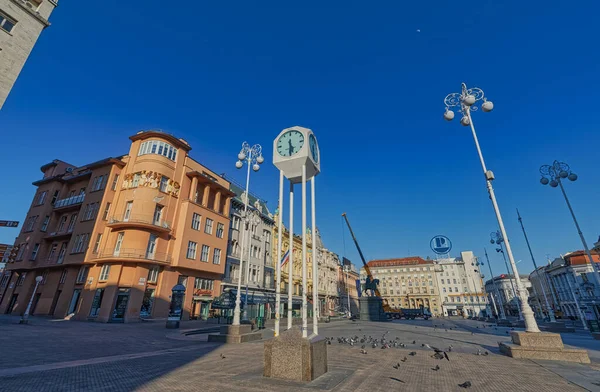 Covid-19 salgını nedeniyle Zagreb 'de karantina altında — Stok fotoğraf