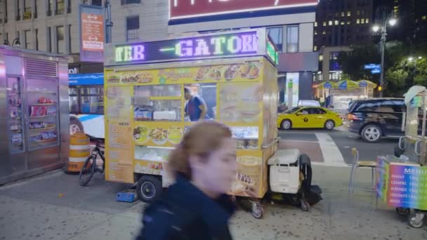 Уличная еда в Нижнем Манхэттене — стоковое видео