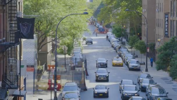 West 17th Street in New York — Stockvideo