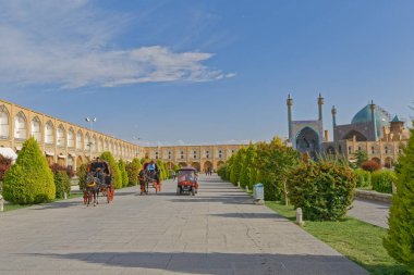 İsfahan İmam Meydanı fayton gezisi
