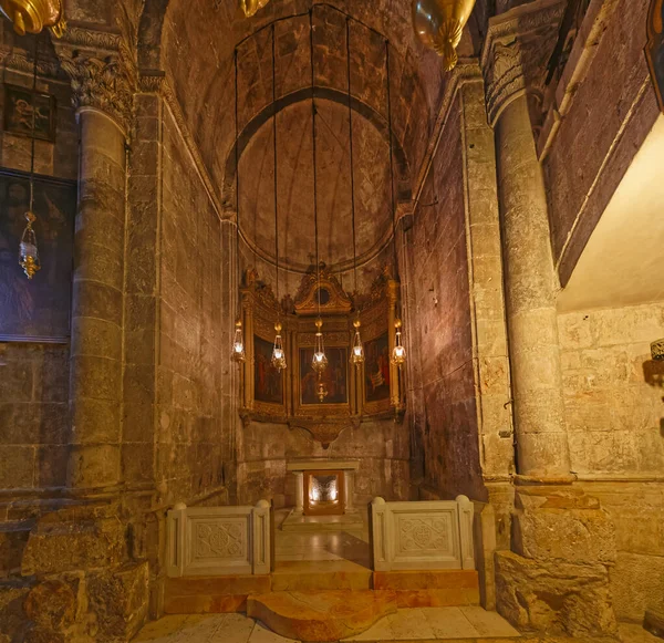 耶路撒冷圣墓教堂圣朗尼努斯的希腊小礼拜堂 — 图库照片