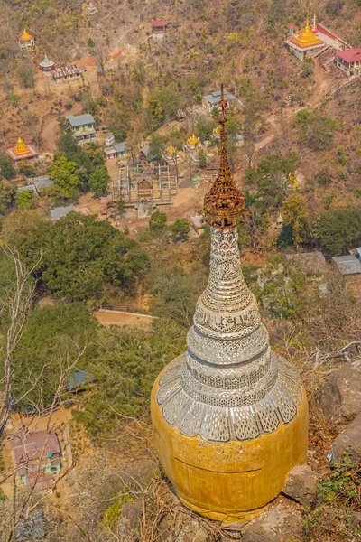 Monte Popa pagode — Fotografia de Stock