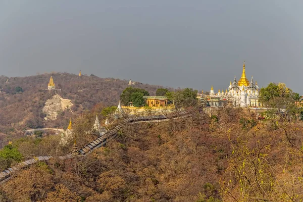 Bergpanorama von Mandalay — Stockfoto