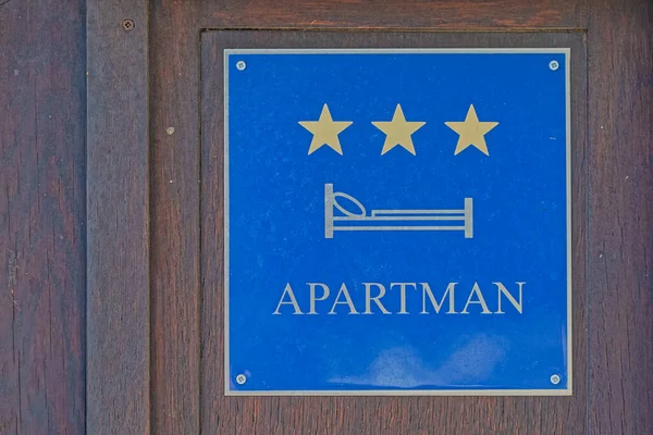 Three star apartment accommodation — Stock Photo, Image