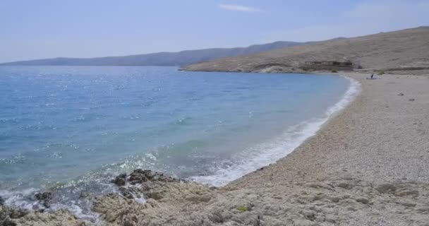 クロアチア・パグ島のビーチ・ルシカ — ストック動画
