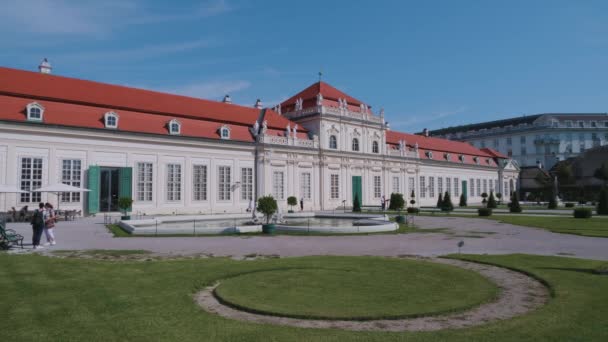 Aşağı Belvedere binası ve Wien, Avusturya 'daki çeşme — Stok video