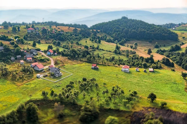 Деревня Монтенегро в горах - воздушная — стоковое фото