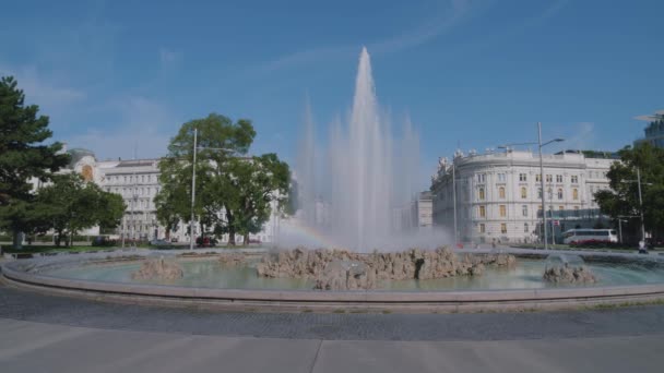 Schwarzenbergplatz fontän i Wien — Stockvideo