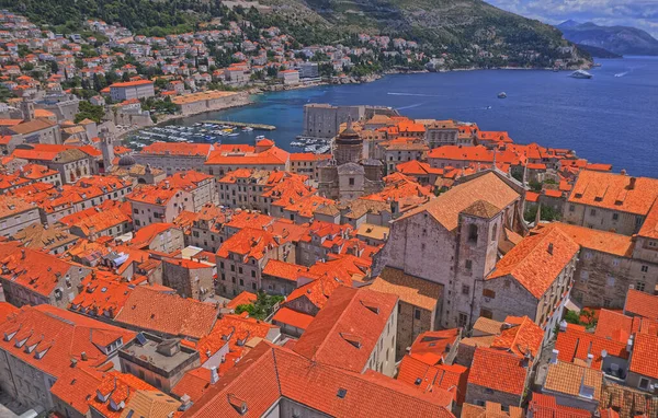 Dubrovnik old city cathedral and Jesuit church — Stock Photo, Image