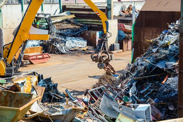 Przemysł Recyklingu Recykling Biznesu Oddzielenie Odpadów Koncepcja Recyklingu Metali — Zdjęcie stockowe