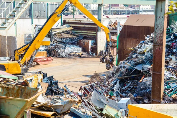 Przemysł Recyklingu Recykling Biznesu Oddzielenie Odpadów Koncepcja Recyklingu Metali — Zdjęcie stockowe
