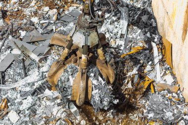 Geri dönüşüm endüstrisi. İş geri dönüşümü. Atık ayrılığı. Metal geri dönüşüm kavramı