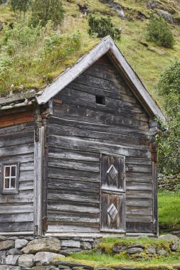 Geleneksel Norveç ahşap kabin cephe. Otternes, Norveç