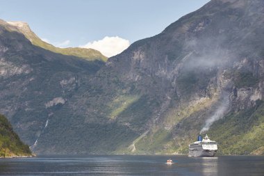 Norveç Fiyordu manzara. Seyahat. Norveç ziyaret. 