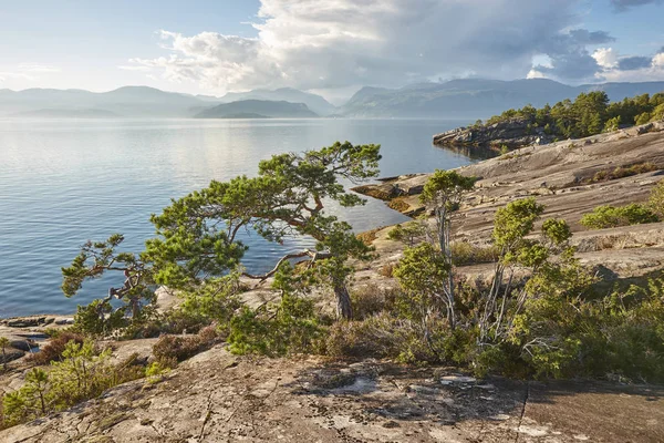 Norska fjorden landskap. Folgefonn halvön. Hereiane resten ar — Stockfoto