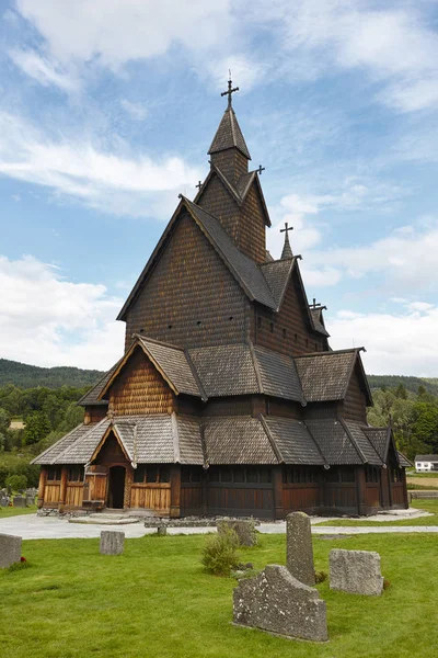 Norský kostel. Heddal. Historická budova. Norsko turistické — Stock fotografie