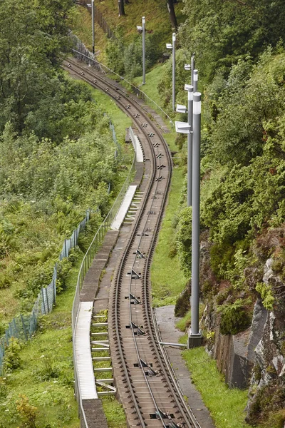 Füniküler demiryolu. Norveç turizm vurgulayın. Elektrik locomot — Stok fotoğraf