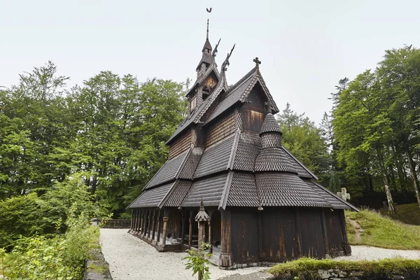 Norwegian graveyard and stave church roof. Fantoft. Bergen. Norw — Stock Photo, Image