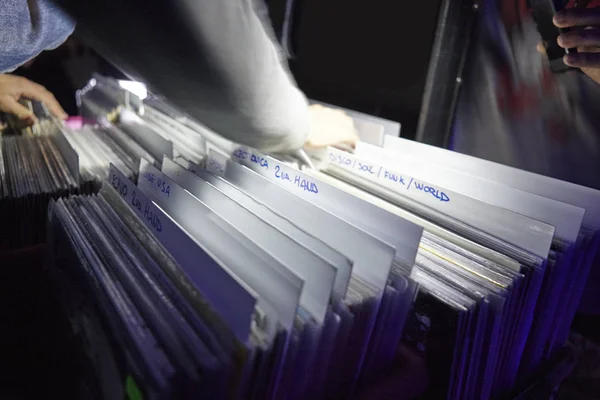 Coleção de discos de vinil. Gravação musical álbum fundo — Fotografia de Stock