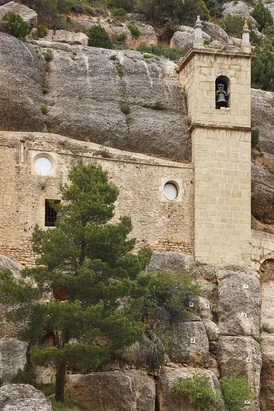 Sanctuary utgrävd på berget. La Balma, Castellon. Spanien — Stockfoto