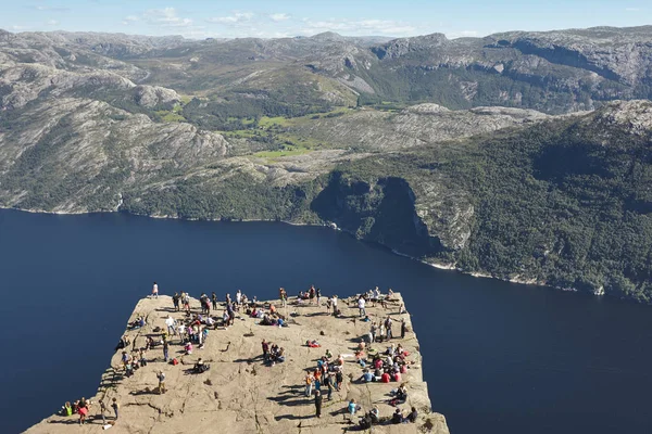 Norska fjorden landskap. Preikestolen område. Norge landmark la — Stockfoto