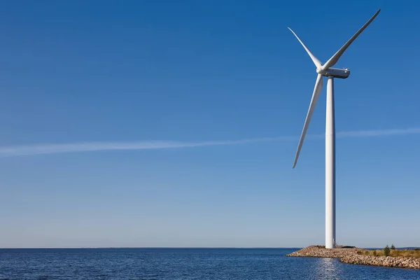 Windmill in the baltic sea. Renewable clean and green energy. — Stock Photo, Image