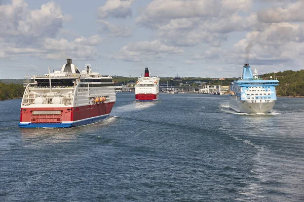 Cruise gemileri ve Baltık Denizi üzerinde. Aland adası Limanı. — Stok fotoğraf