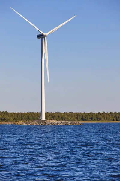 Wind turbine in the baltic sea. Renewable green energy — Stock Photo, Image