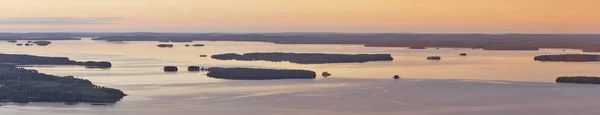 Panoramic finnish landscape at sunset. Lake Pielinien. Koli view — Stock Photo, Image