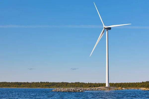 Wind turbine in the baltic sea. Renewable green energy — Stock Photo, Image