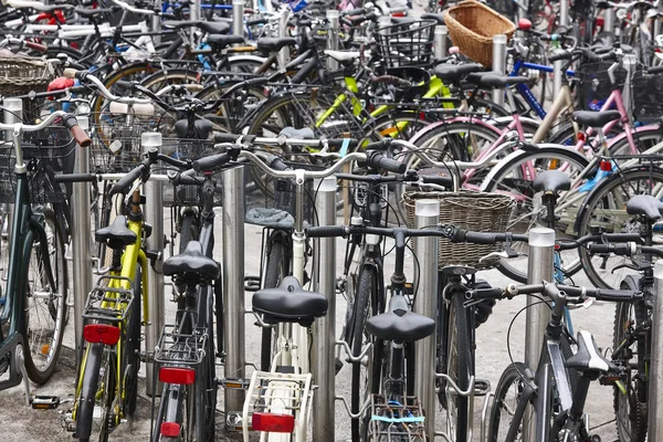 Downtown urban parking lot for bikes in Copenhague. Transport — Stock Photo, Image