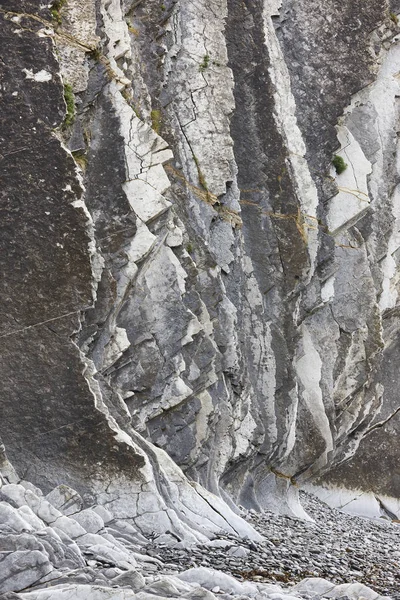 Flysch dramatische Felsformation Kantabrische Küste in Zumaia, EU — Stockfoto
