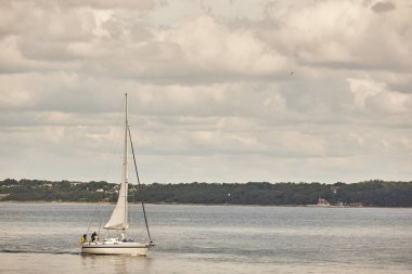Kopenhag suret bölgesinde yelken açmak. Danimarka 'da Atlantik Okyanusu