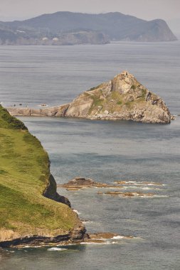 San Juan de Gaztelugatxe Kilisesi, Bask kırsalında, Euskadi. İspanya