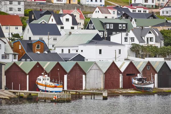 Kleurrijke Pittoreske Huizen Aan Kust Van Faeröer Denemarken Europa — Stockfoto