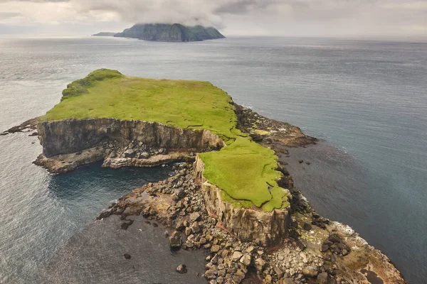 Faeröer Eilanden Dramatische Kustlijn Bekeken Vanuit Helikopter Vagar Gebied — Stockfoto