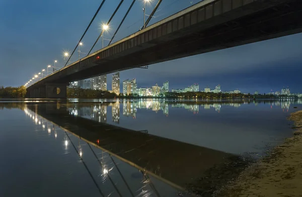 Blick auf die Moskauer Brücke — Stockfoto