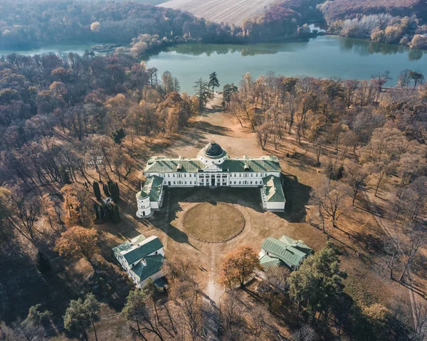 Vista Aérea Palácio Kachanivka Ucrânia Famoso Destino Turístico Parque Palácio — Fotografia de Stock