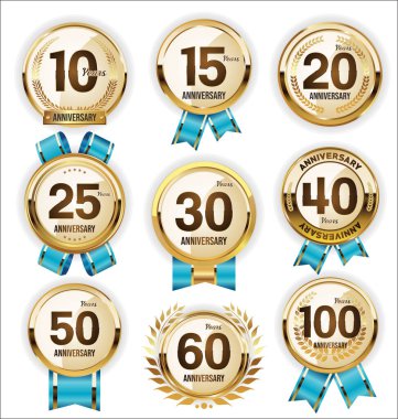 Yıl dönümü altın logot koleksiyonu kutlama amblemi