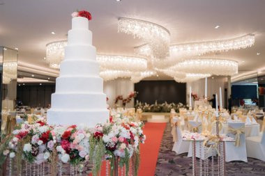 Düğün Seremonisi İçin Güzel Pasta