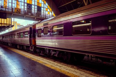 Bangkok, Tayland 'daki tren ve tren istasyonu. Retro renk süreci