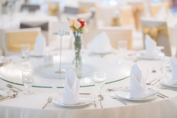 Voorbereid Gala Diner Tafel Huwelijksceremonie — Stockfoto