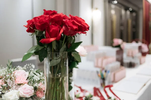 Rózsa Dekoráció Esküvői Ceremónián — Stock Fotó