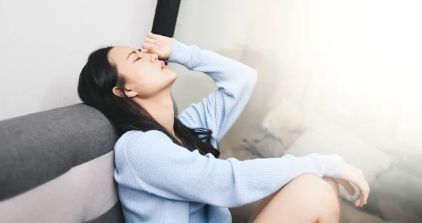 Panic Attacks Young Girl Sad Fear Stressful Depressed Emotional Sofa — Stock Photo, Image