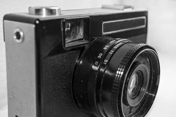 Foto Blanco Negro Una Vieja Cámara Retro — Foto de Stock