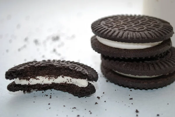 Deliciosas Galletas Sándwich Con Vaso Leche Galletas Harina Maíz Sin — Foto de Stock